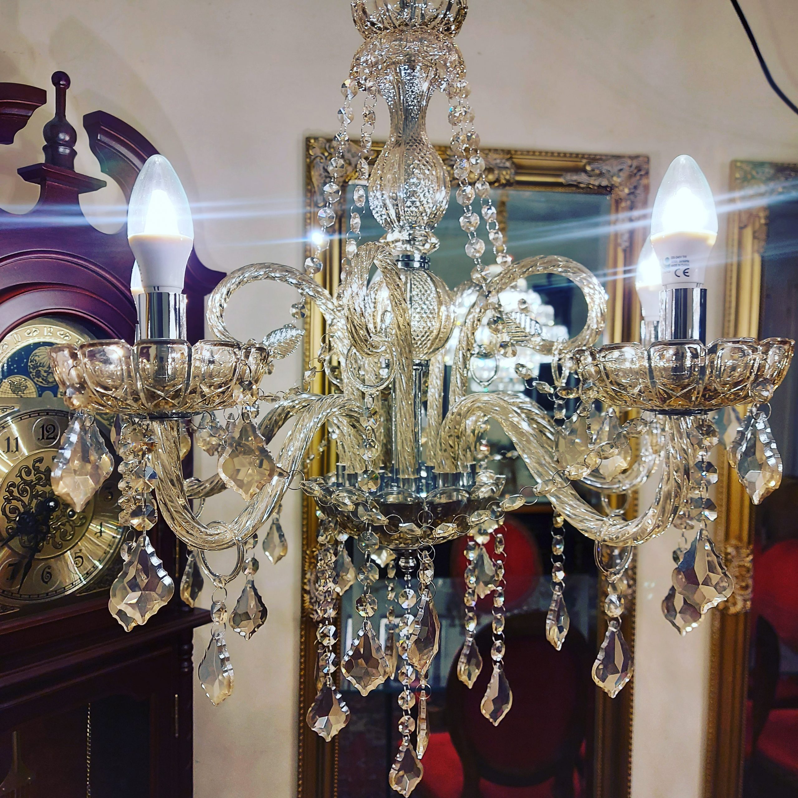 Chandelier Clásica Color Ámbar 5 Luces